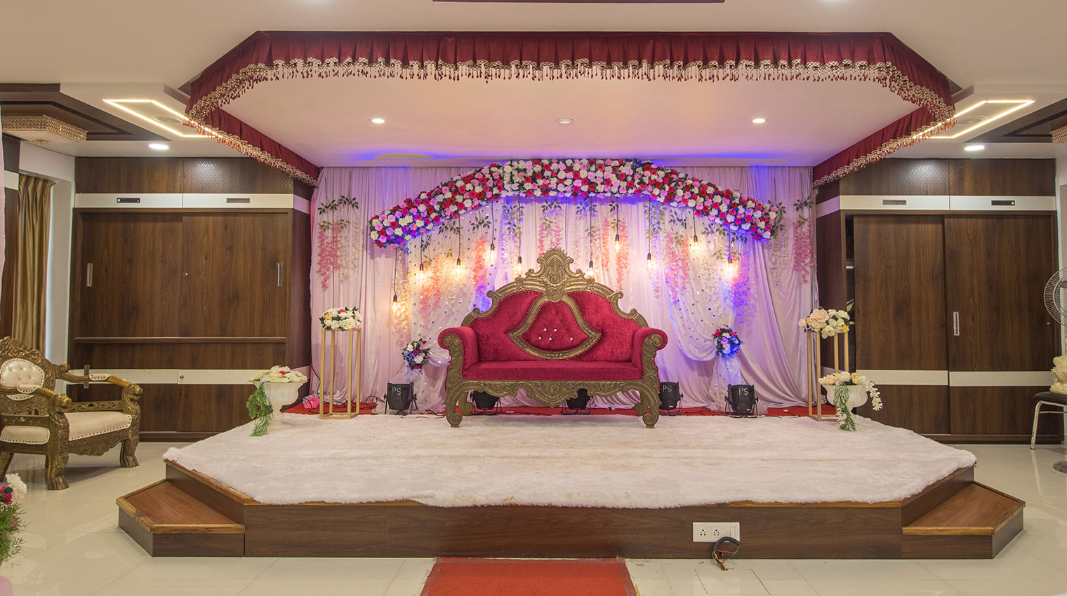 Wedding hall near pune station bund garden road