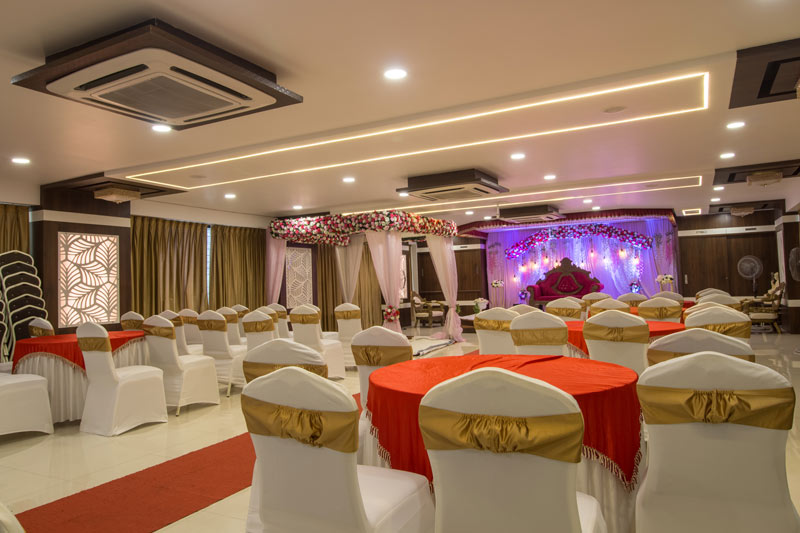 Navyug Banquet Hall Near Bund Garden Road Dhole Patil Road Pune